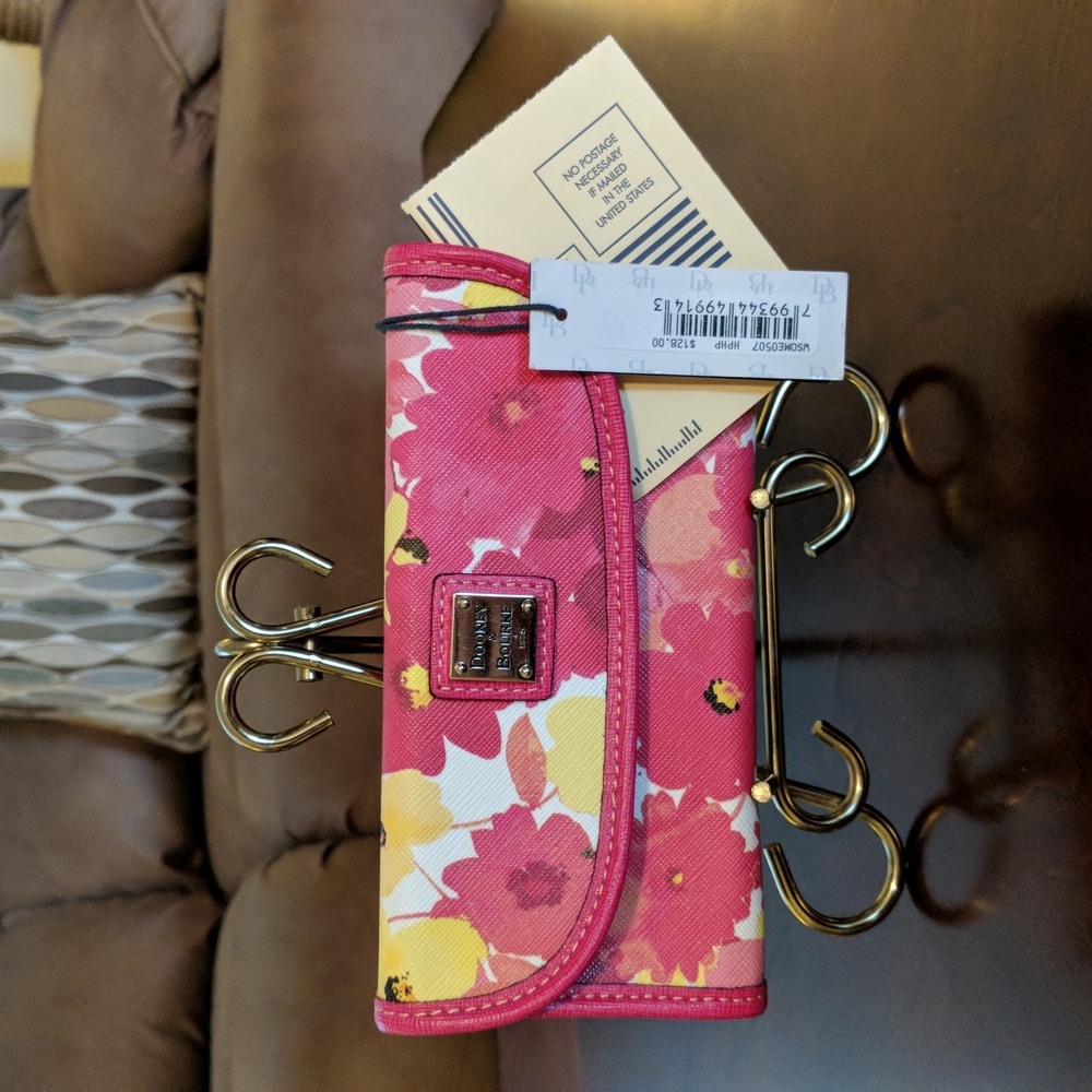 HTF NWT Dooney & Bourke Pink Somerset Watercolor Wallet
